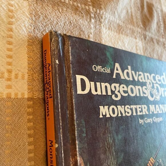 Advanced Dungeons and Dragons Monster Manual II - Picture 4 of 8